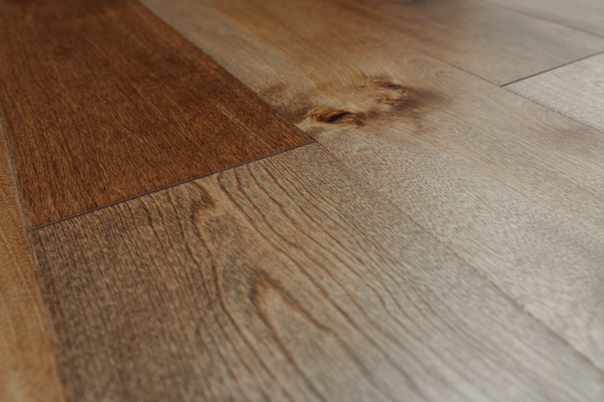 Паркетная доска AmberWood Фьюжен Береза желтая Амбер Светлый орех лак 909х125х14 мм (0,909 м2/упак)